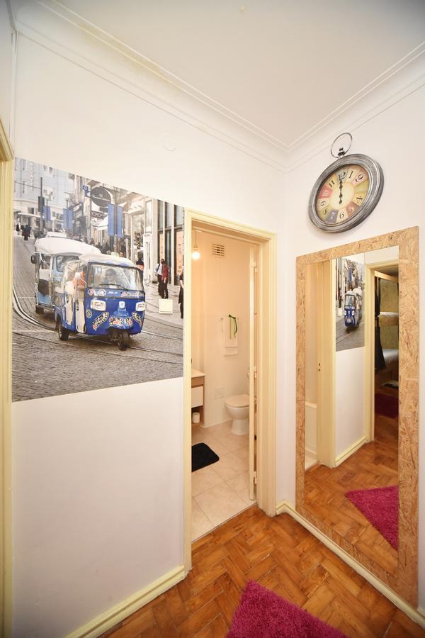 Tuk Tuk Hostel リスボン エクステリア 写真